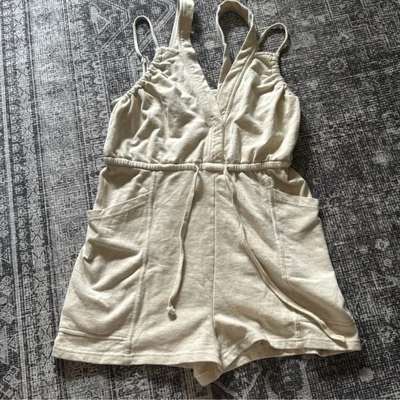 Daily Practice by Anthropologie Playa del Amore Romper - Picture 6 of 11